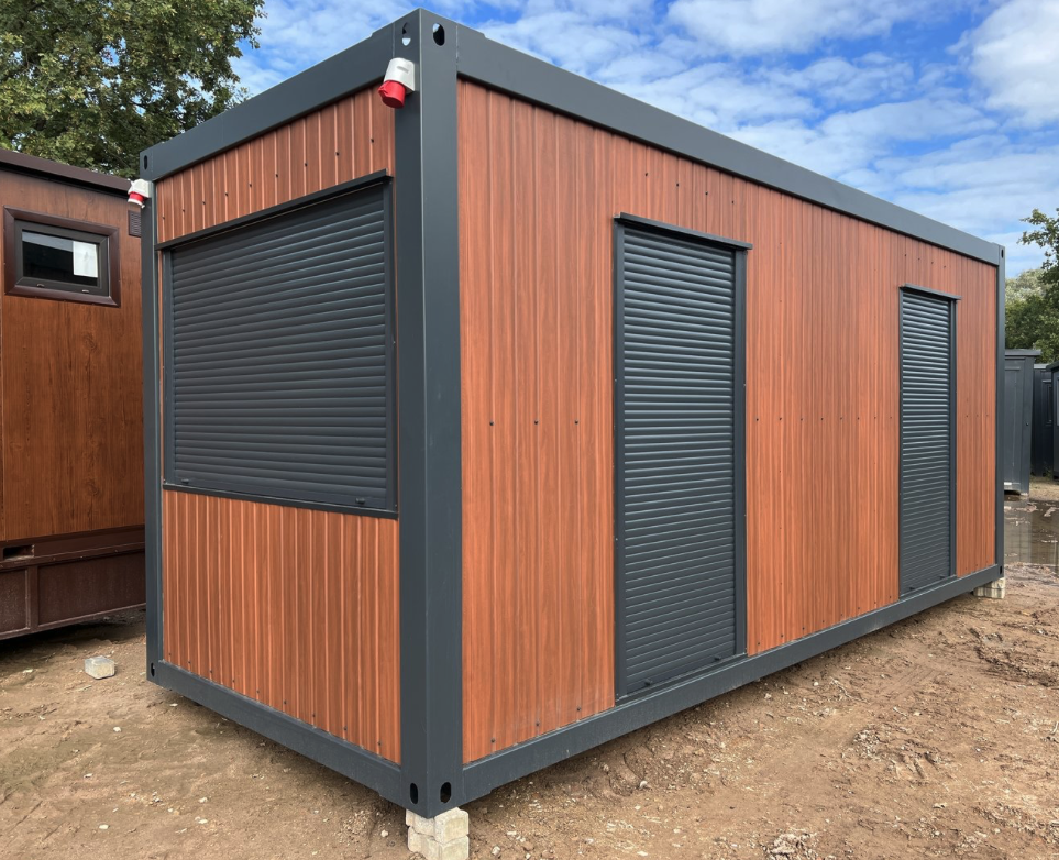 Premium Bürocontainer 6,00 x 2,44