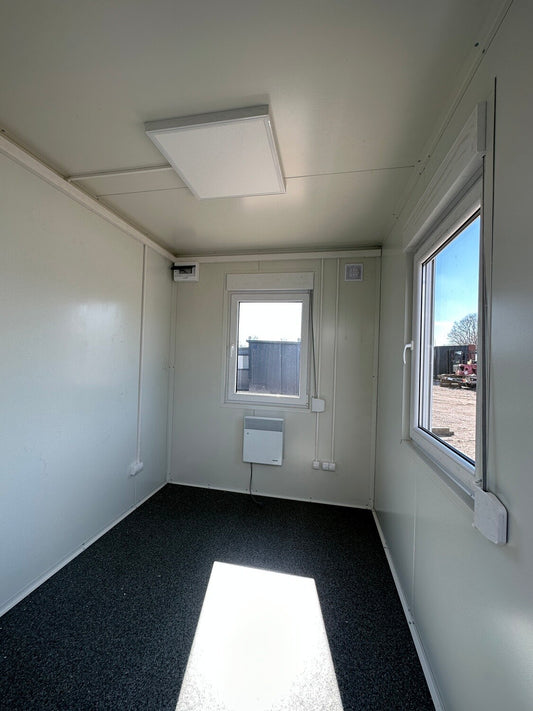 Bürocontainer 3,00 x 2,44