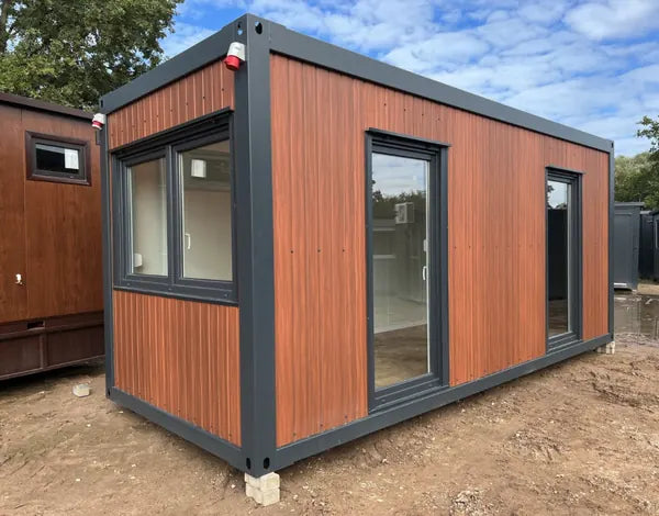 Premium Bürocontainer 6,00 x 2,44